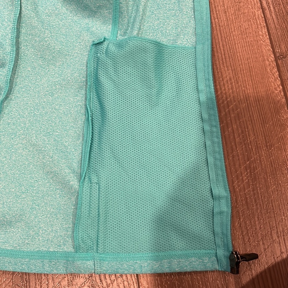 Xersion Jacket - Picture 6 of 6